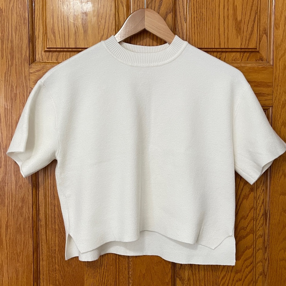 Abercrombie & Fitch White Short Sleeve Crop Sweater